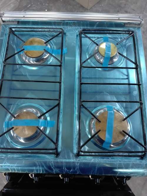 Zero appliances 4 Burner Black Gas Stove - Second Hand
